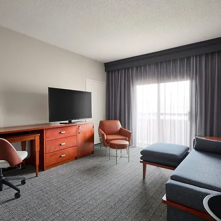 Courtyard St. Louis Creve Coeur Hotel Exterior photo