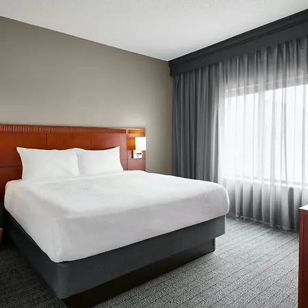 Courtyard St. Louis Creve Coeur Hotel Exterior photo