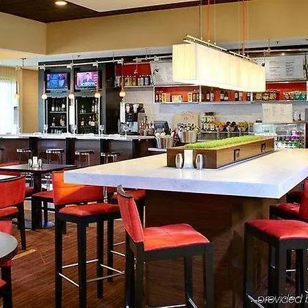 Courtyard St. Louis Creve Coeur 