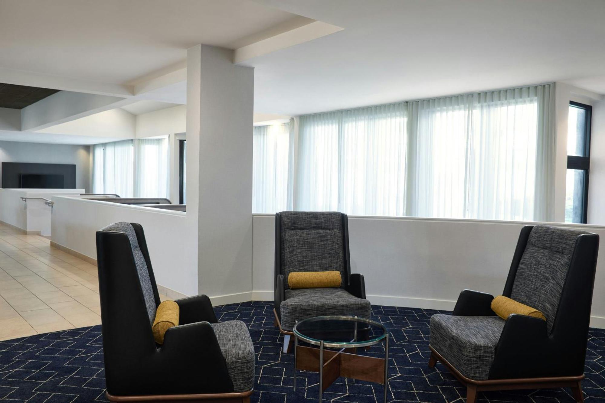 Hotel Courtyard St. Louis Creve Coeur
