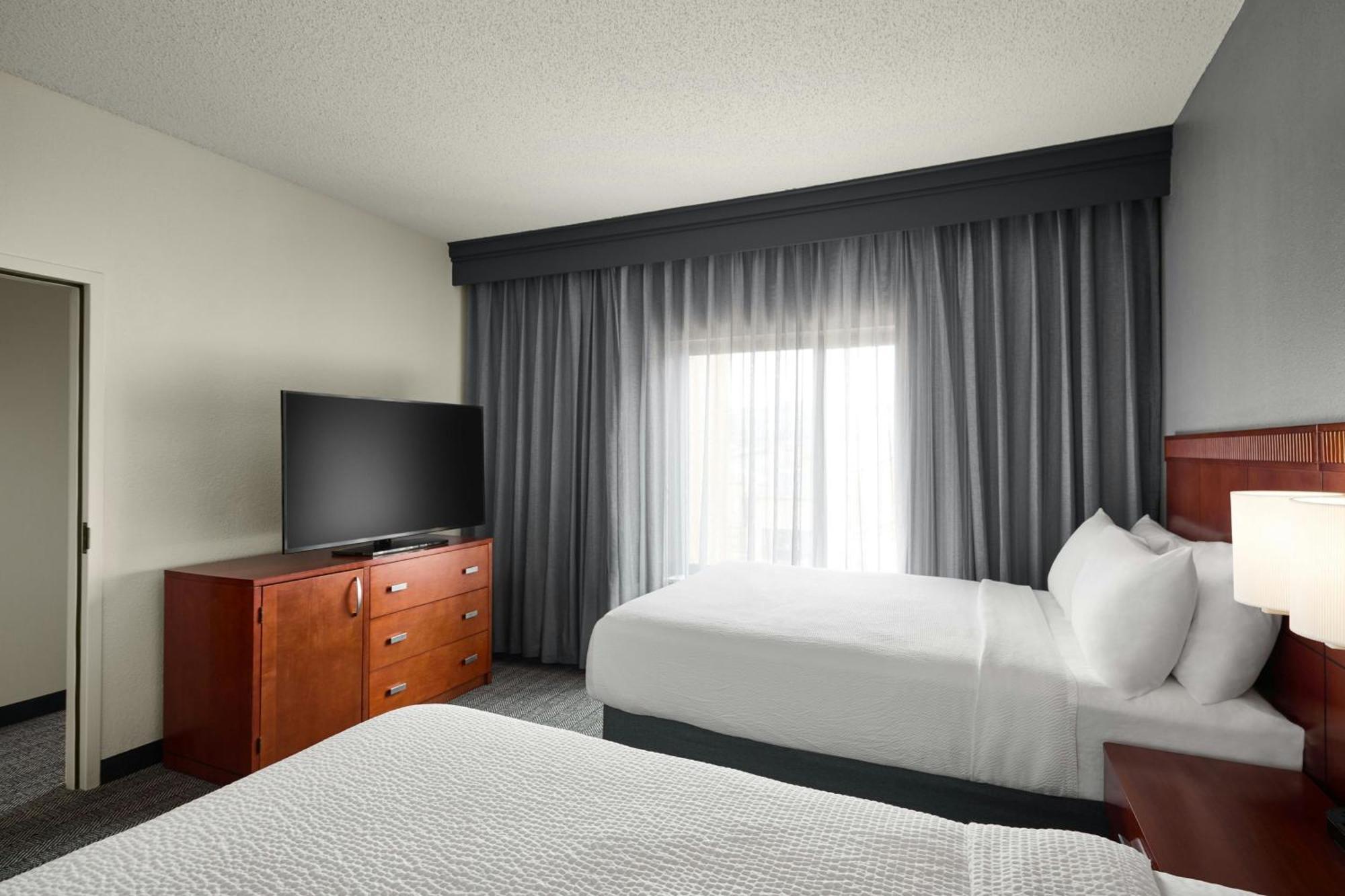 Courtyard St. Louis Creve Coeur